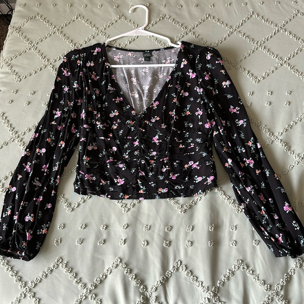 Cute ruched wild fable top